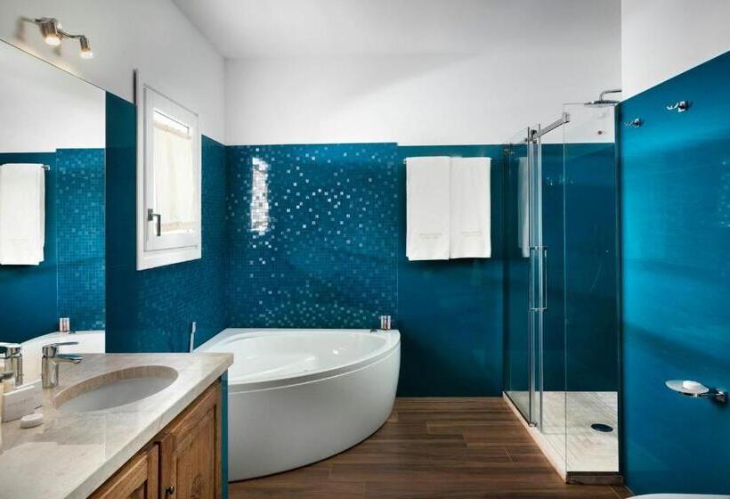 هتل La Rocca Resort & Spa