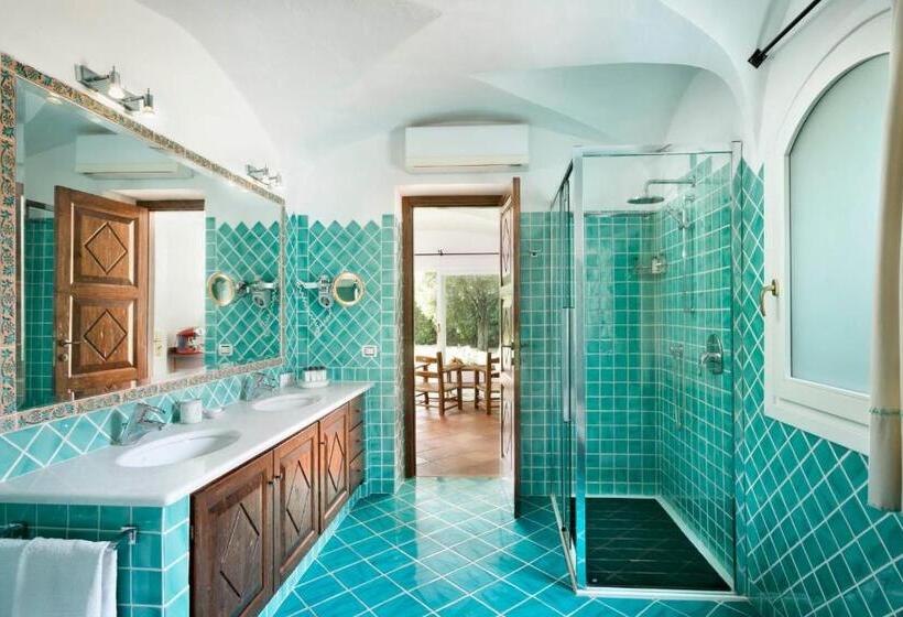 هتل La Rocca Resort & Spa
