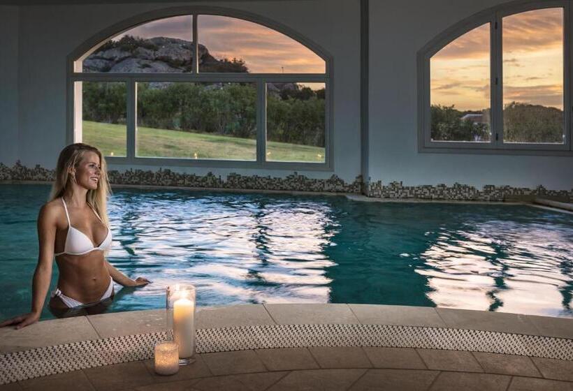 هتل La Rocca Resort & Spa