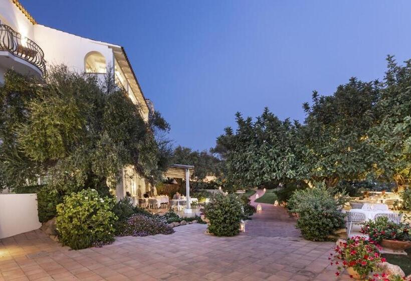 هتل La Rocca Resort & Spa
