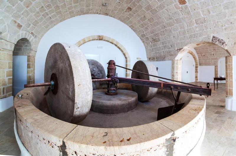 هتل Masseria Relais Del Cardinale