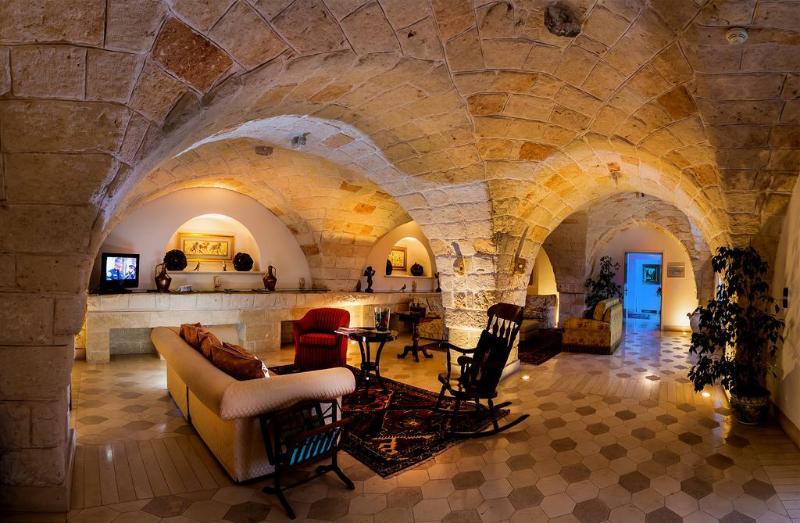 هتل Masseria Relais Del Cardinale