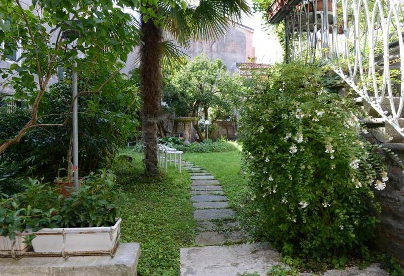 Fotos del hotel Palazzo Soderini:  32