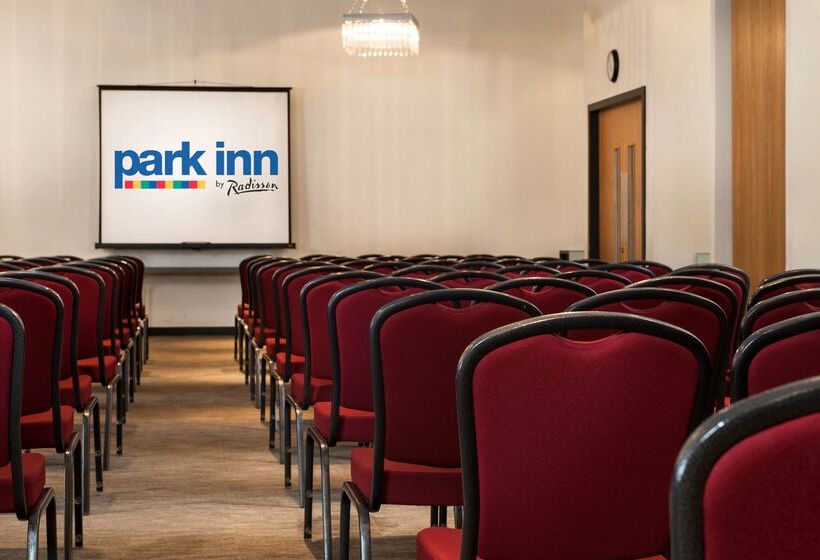 هتل Park Inn By Radisson Aberdeen