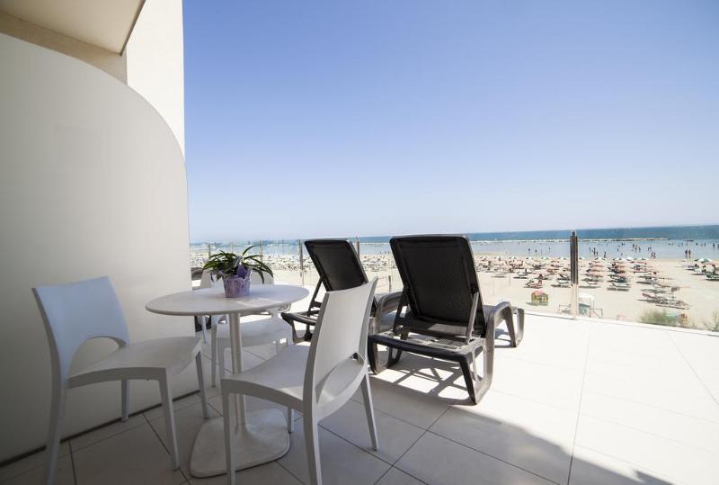 فندق Riviera Mare Beach Life