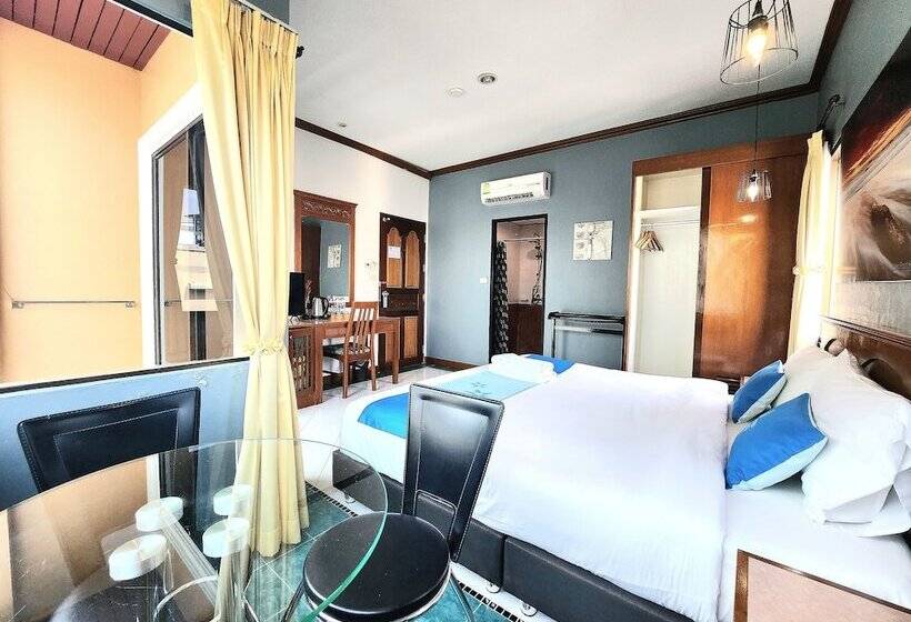 Sea Front Home Hotel   Patong Beach