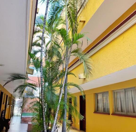 Fotos del hotel Suites Cancun Center:  41