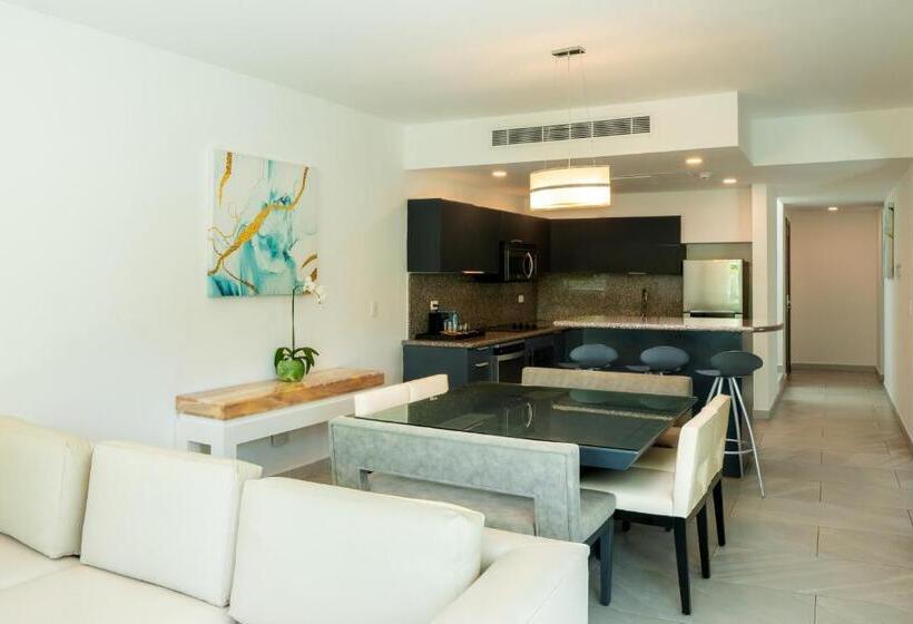 Fotos del hotel The Fives Beach & Residences   All Senses Inclusive:  52