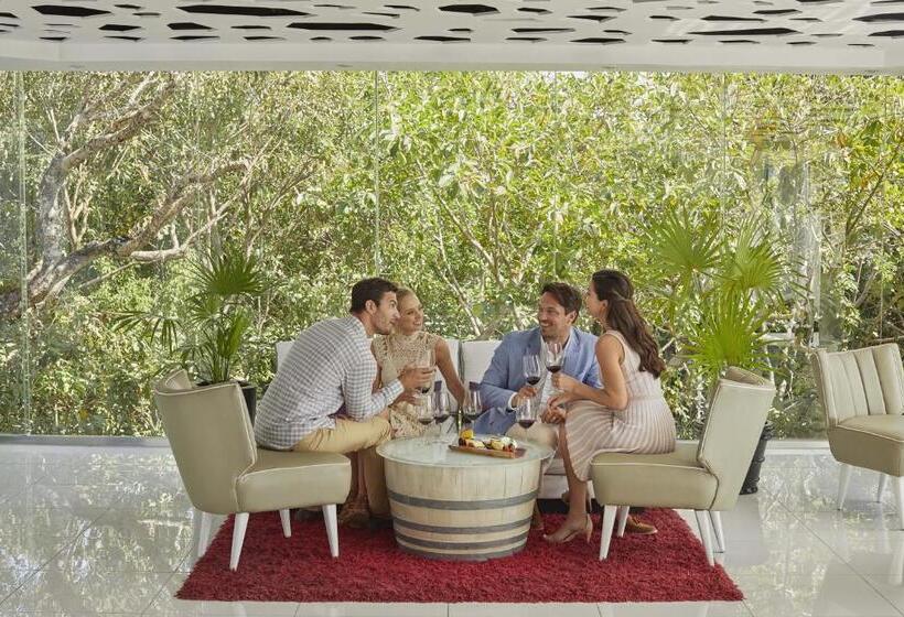 Fotos del hotel The Fives Beach & Residences   All Senses Inclusive:  67