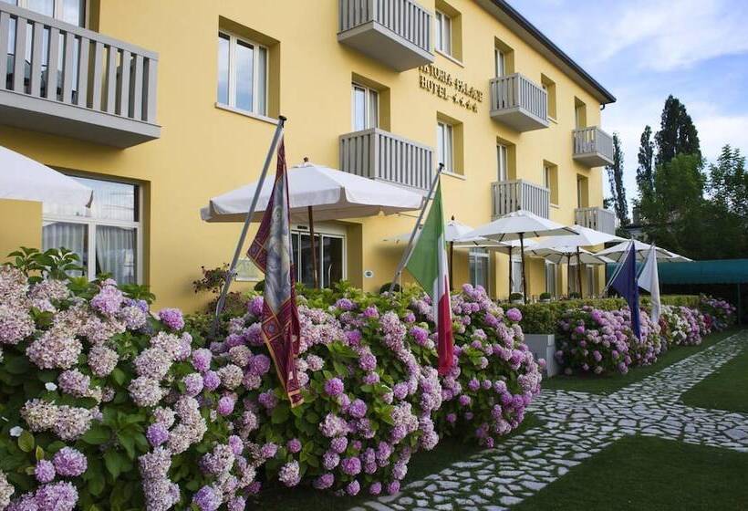 هتل Viktoria Palace