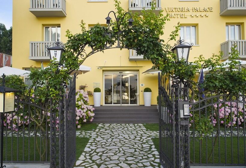 هتل Viktoria Palace