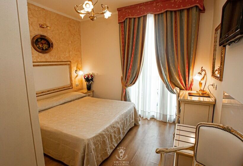 هتل Viktoria Palace