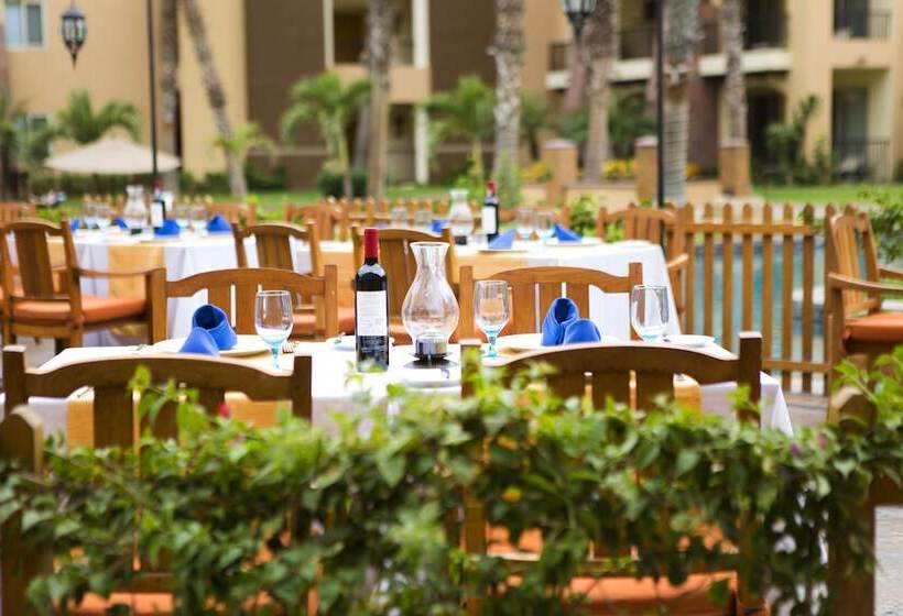 هتل Villa Del Arco Beach Resort & Spa