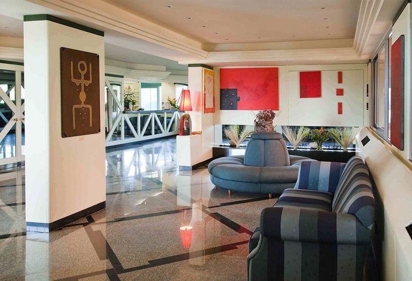 Qt Hotel