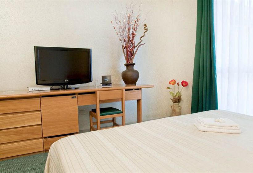Qt Hotel
