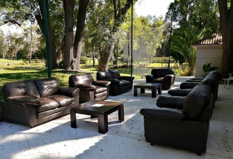 منتجع Real Del Bosque Golf And Spa