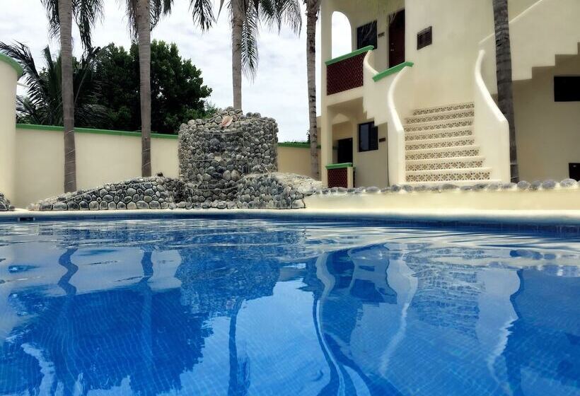 Villas Coco Resort  All Suites