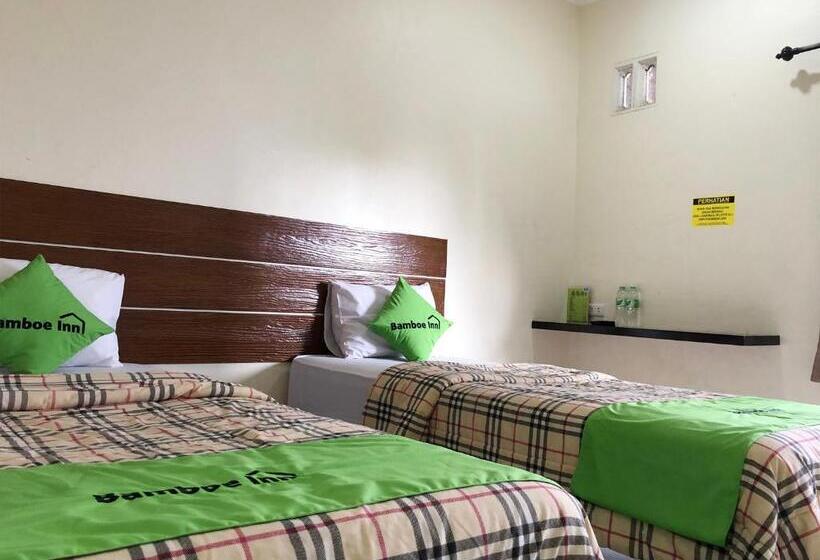 هتل Bamboe Inn 2 Homestay