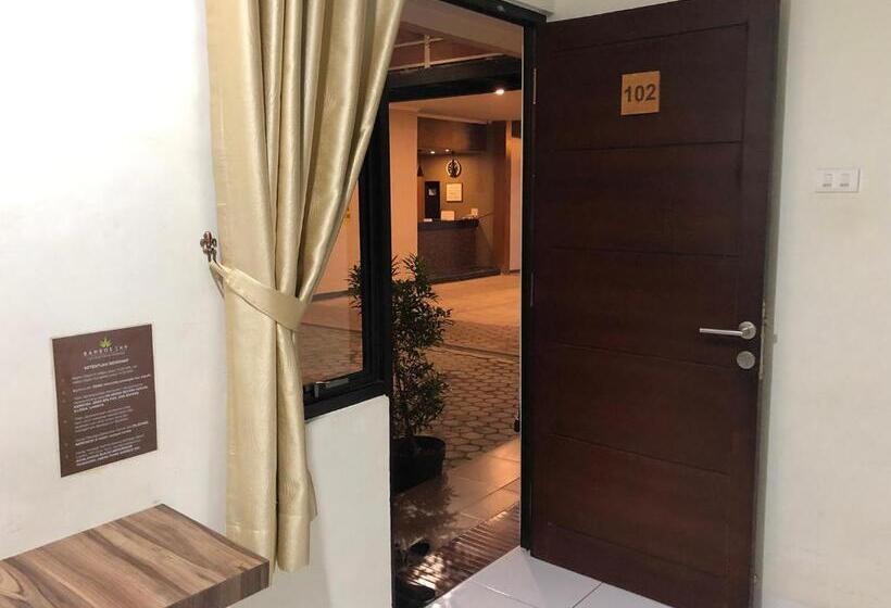 هتل Bamboe Inn 2 Homestay