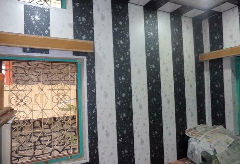 Budget Hotel Ayodhya 87