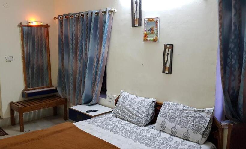 هتل Budget Stay Between The Hills