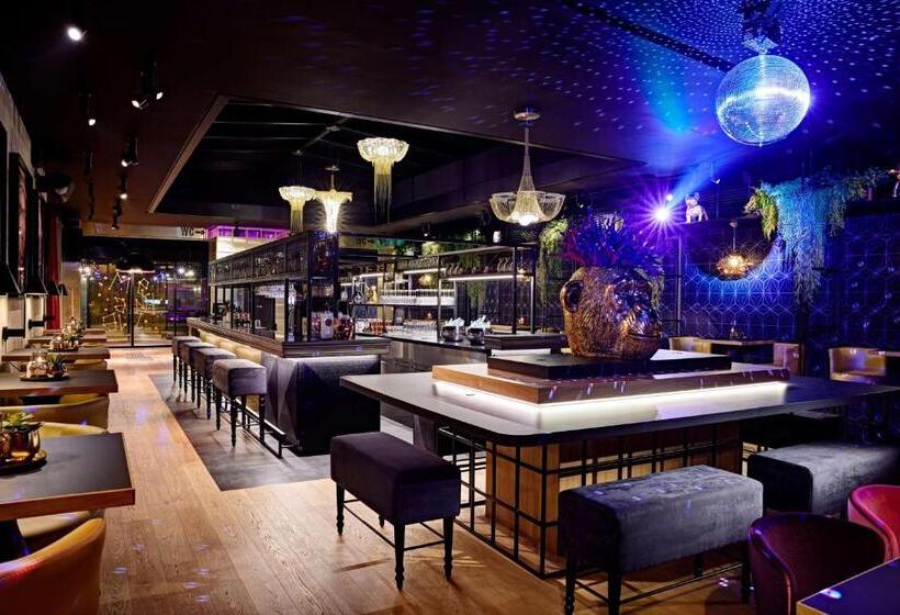 Me And All Hotel Dusseldorf Oberkassel, By Hyatt