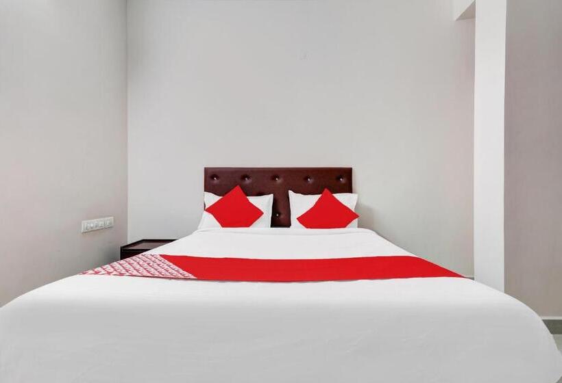 호텔 Oyo 82409 Madurai Meenatchi Tower