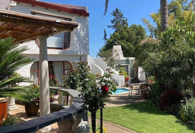 پانسیون Bollinger Guest House