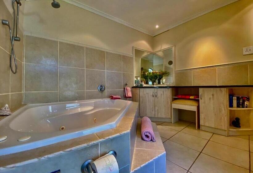 پانسیون Bollinger Guest House