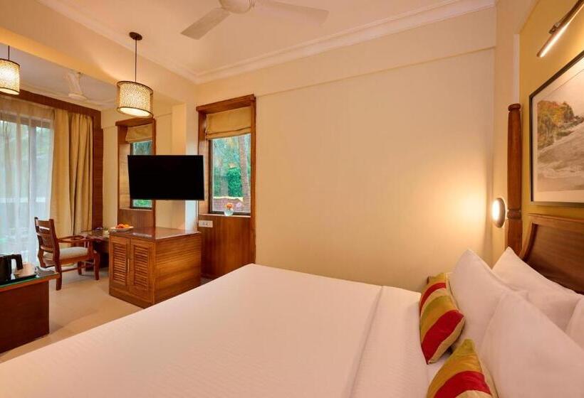 리조트 Sea Breeze Sarovar Portico Varca Goa