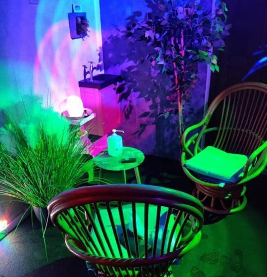 مبيت وإفطار A L Orée Du Parc