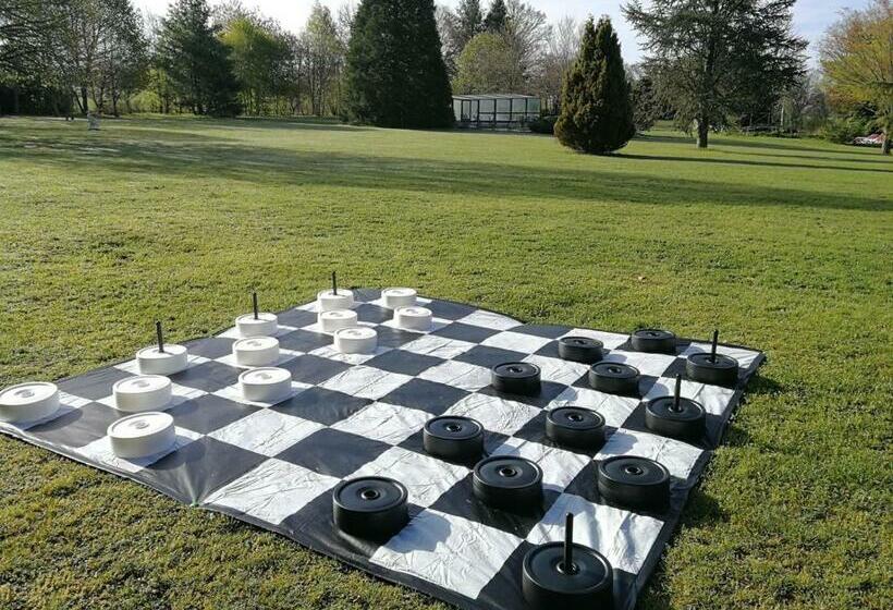 مبيت وإفطار A L Orée Du Parc