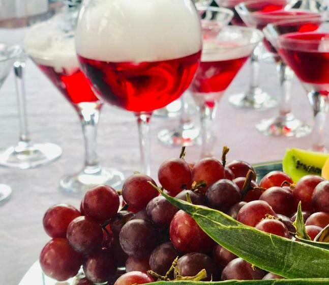 בית מלון כפרי Ostrov River Club