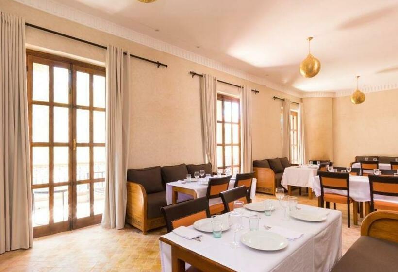 پانسیون Chez Ichou