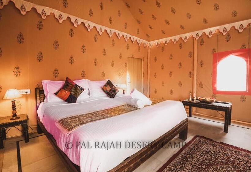 منتجع Pal Rajah Desert Camp