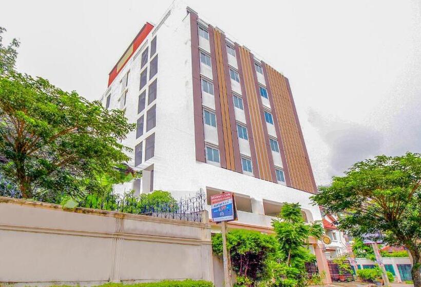 فندق Capital O 411 Grandview Condo 15