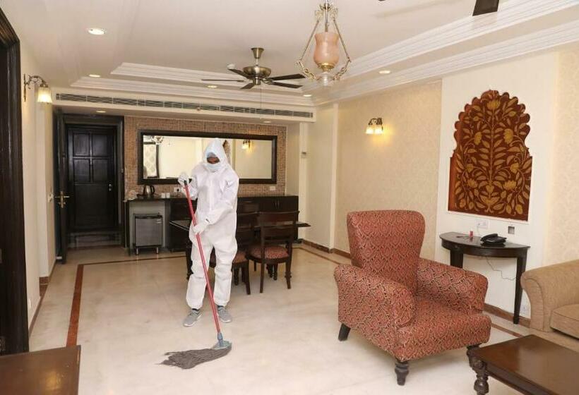 فندق Shree Vallabh Vilas Lords Plaza Nathdwara   Pure Veg