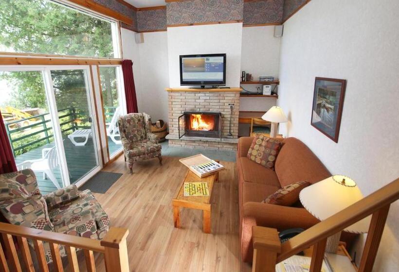 Elmhirst's Resort