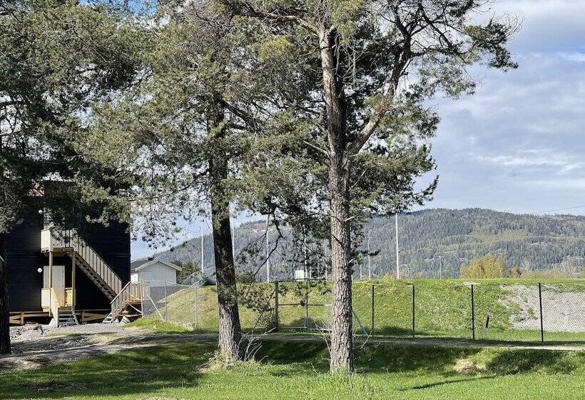 هتل Biri Arena Overnatting