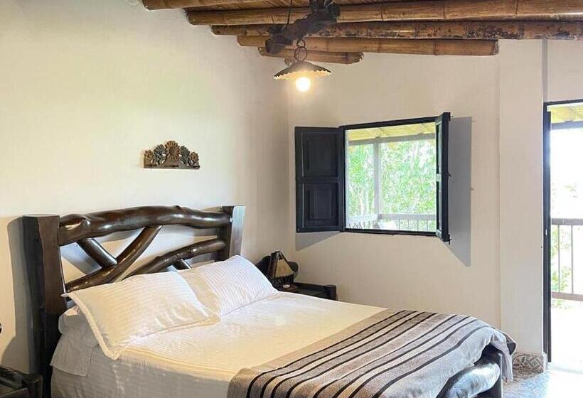 هتل Bosques Del Saman Alcala