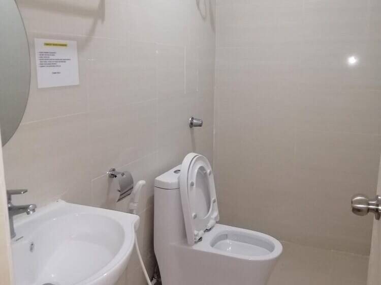 Meaco Royal Hotel Biñan Laguna