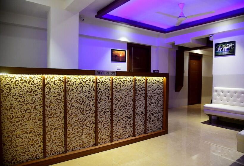 فندق Monarch Center Point Near Dahanu Beach, Bordi