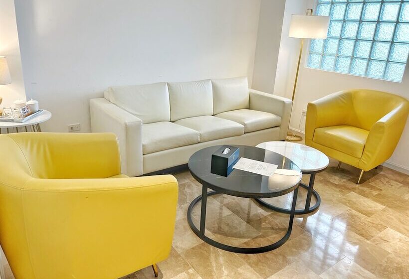 בית מלון כפרי Tinian Diamond