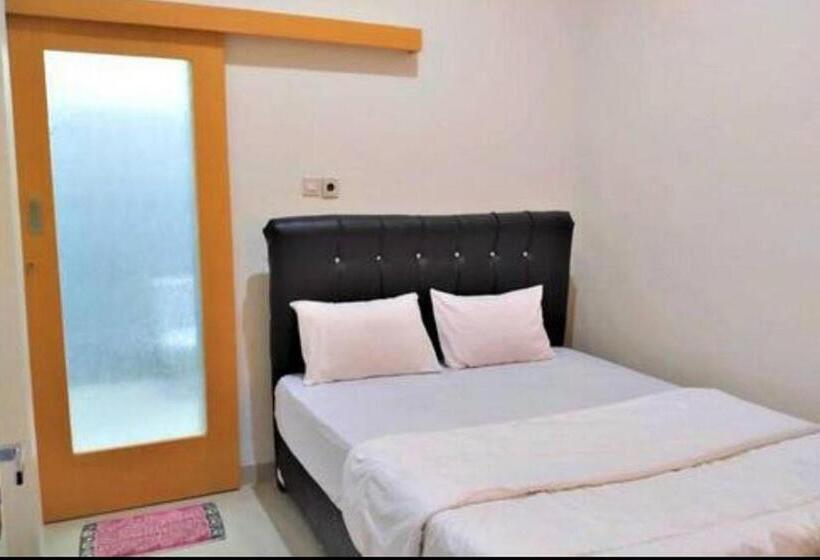 هتل Wisma Maestro Toraja Mitra Reddoorz