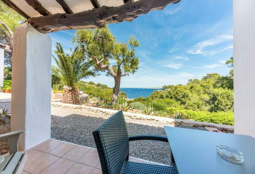 بنسيون Hostal Cala Moli