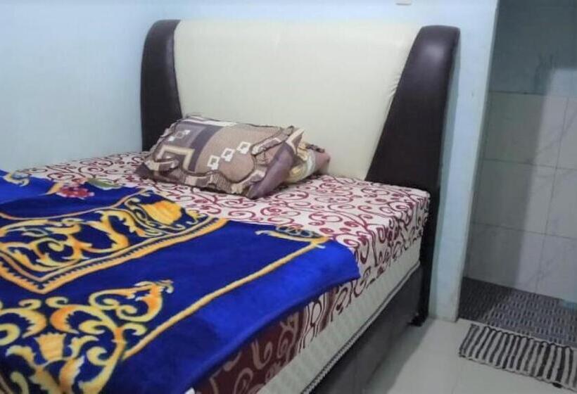 پانسیون Penginapan Puncak Dp