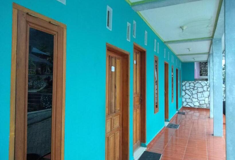 پانسیون Penginapan Puncak Dp