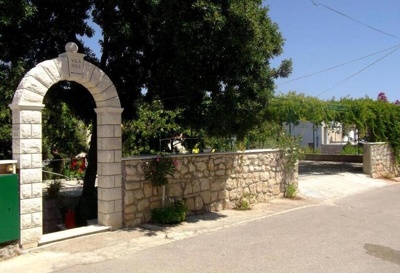 Пансион Soline Accommodation