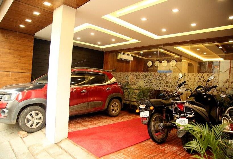هتل Grand Oliver
