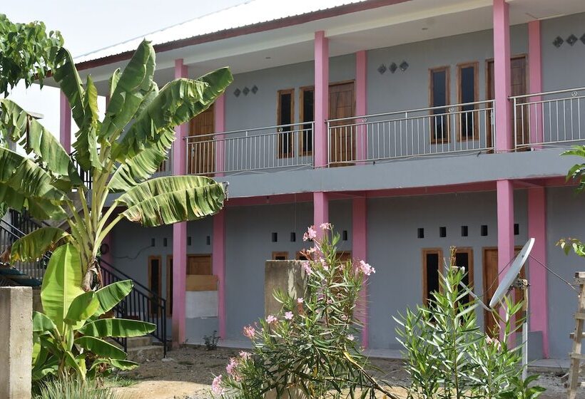 پانسیون Pinki Mente